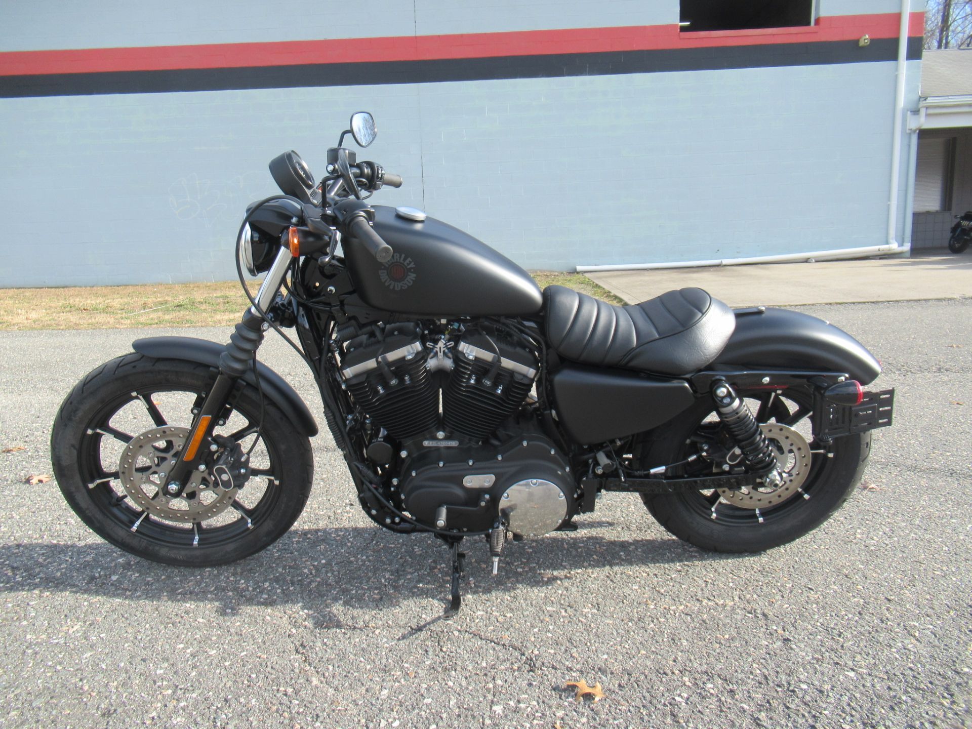2020 Harley-Davidson Iron 883™ in Springfield, Massachusetts - Photo 4