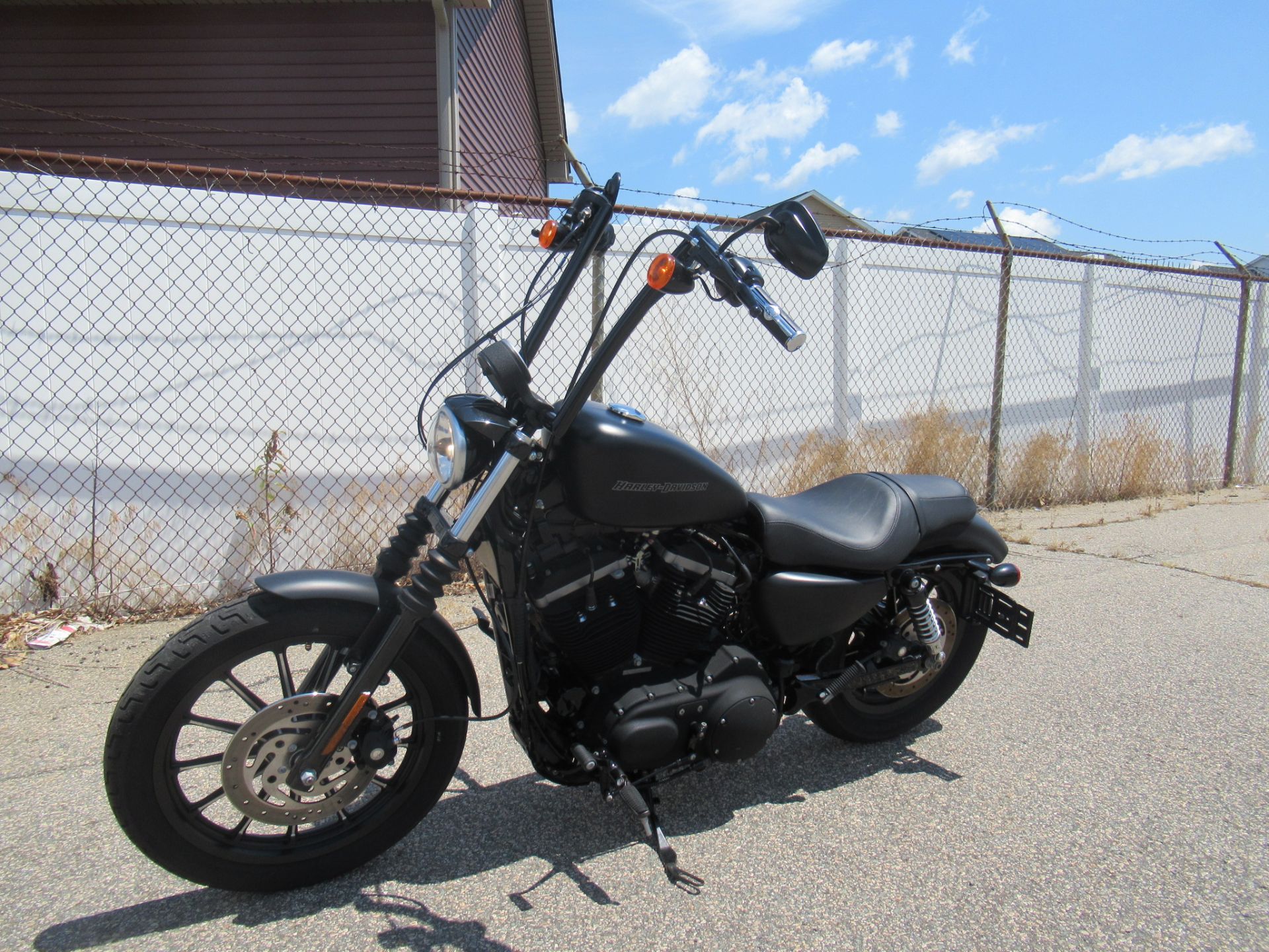 2009 Harley-Davidson Sportster® Iron 883™ in Springfield, Massachusetts - Photo 6