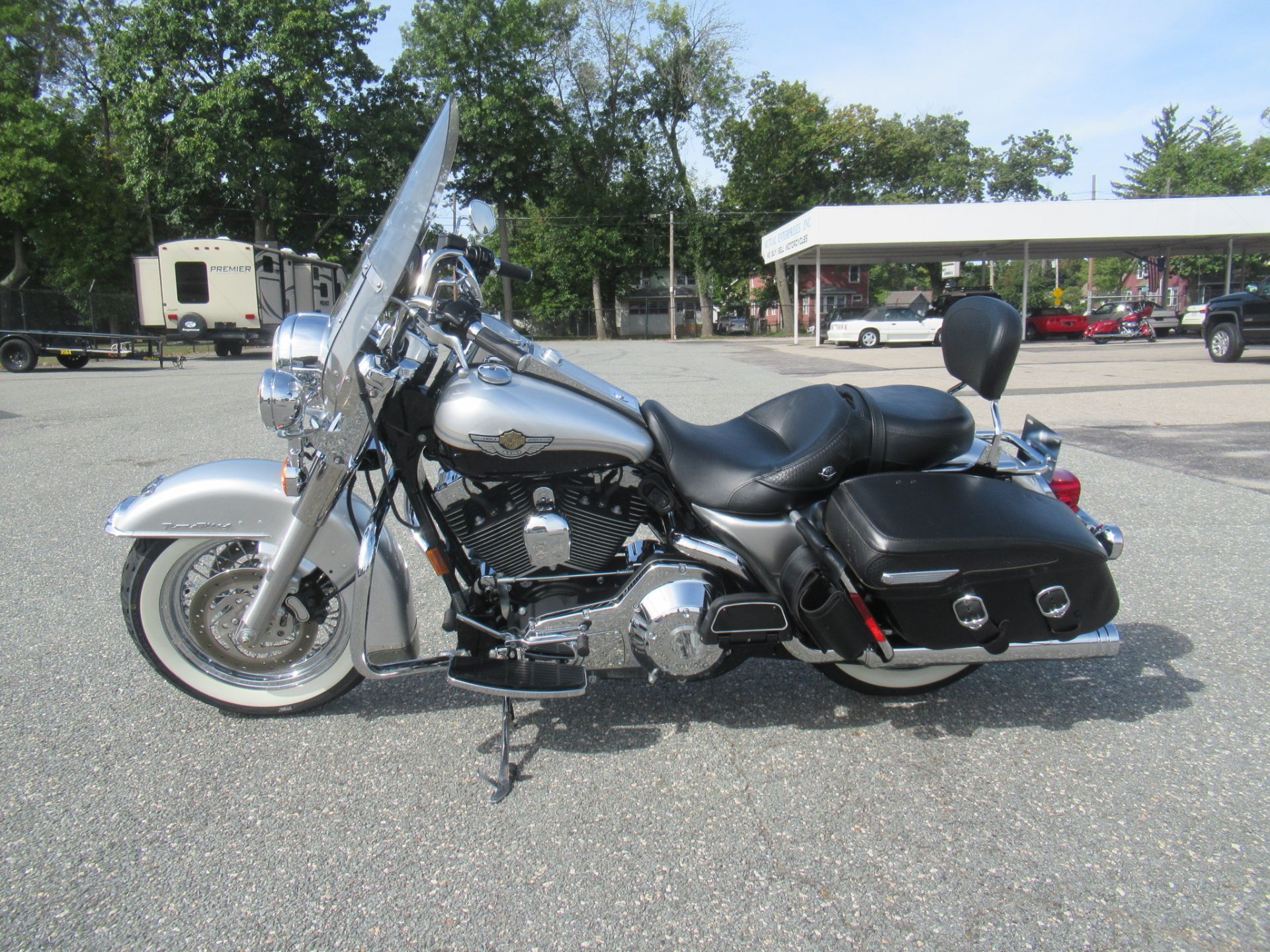 2003 Harley-Davidson FLHRCI Road King® Classic in Springfield, Massachusetts - Photo 4
