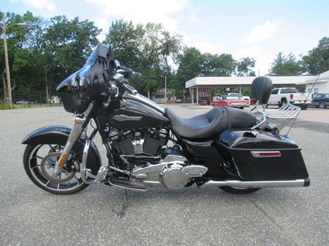 2021 Harley-Davidson Street Glide® in Springfield, Massachusetts - Photo 4