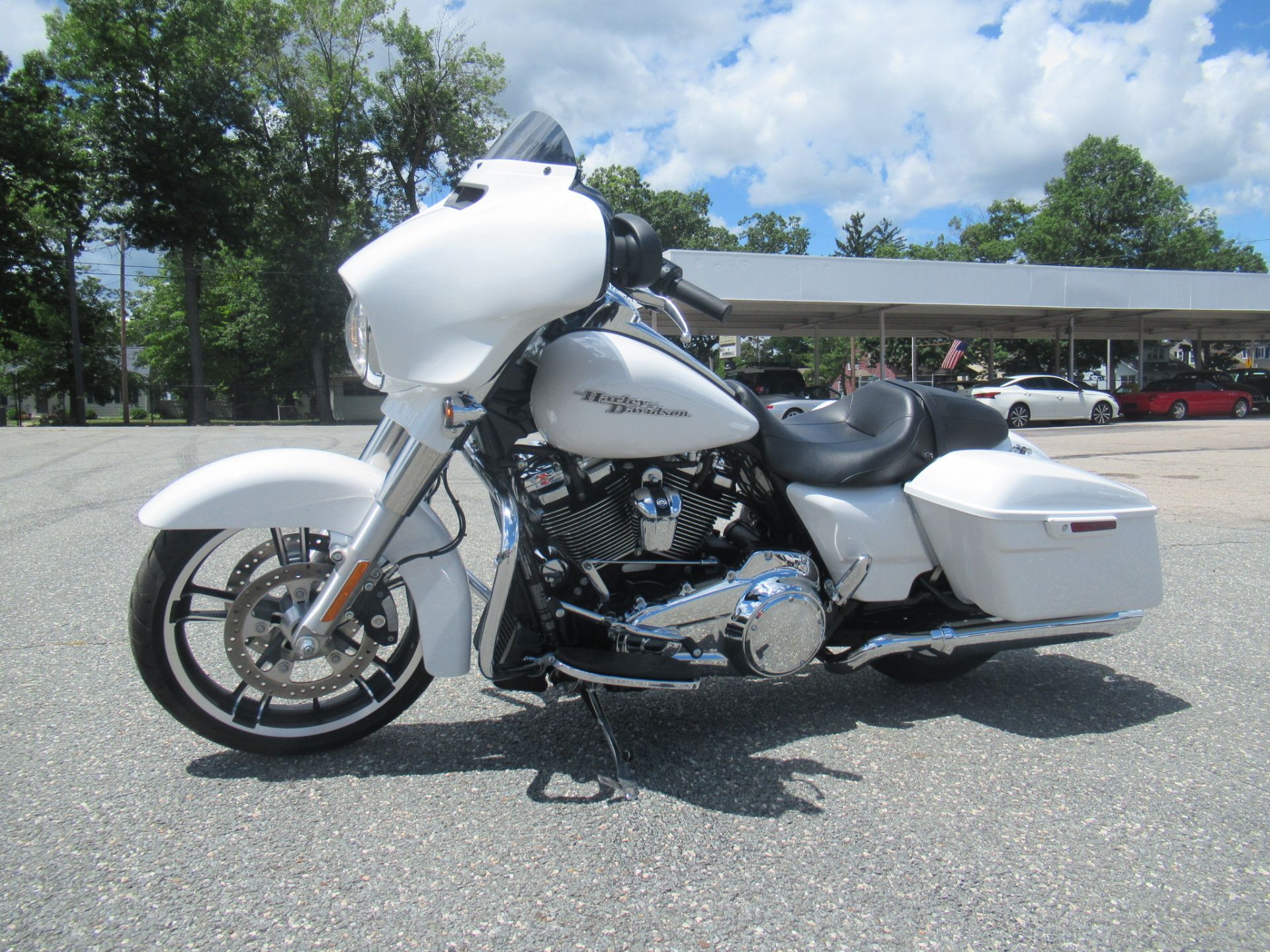 2017 Harley-Davidson Street Glide® Special in Springfield, Massachusetts - Photo 5