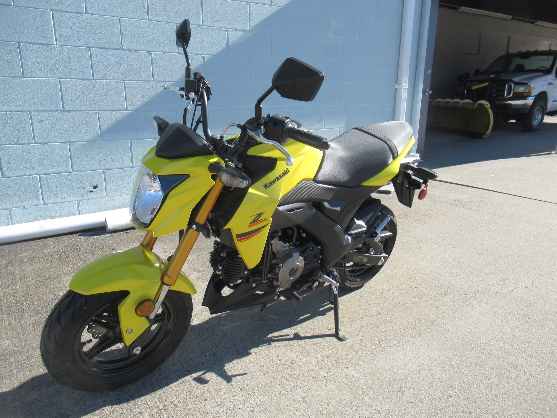 2022 Kawasaki Z125 Pro in Springfield, Massachusetts - Photo 6
