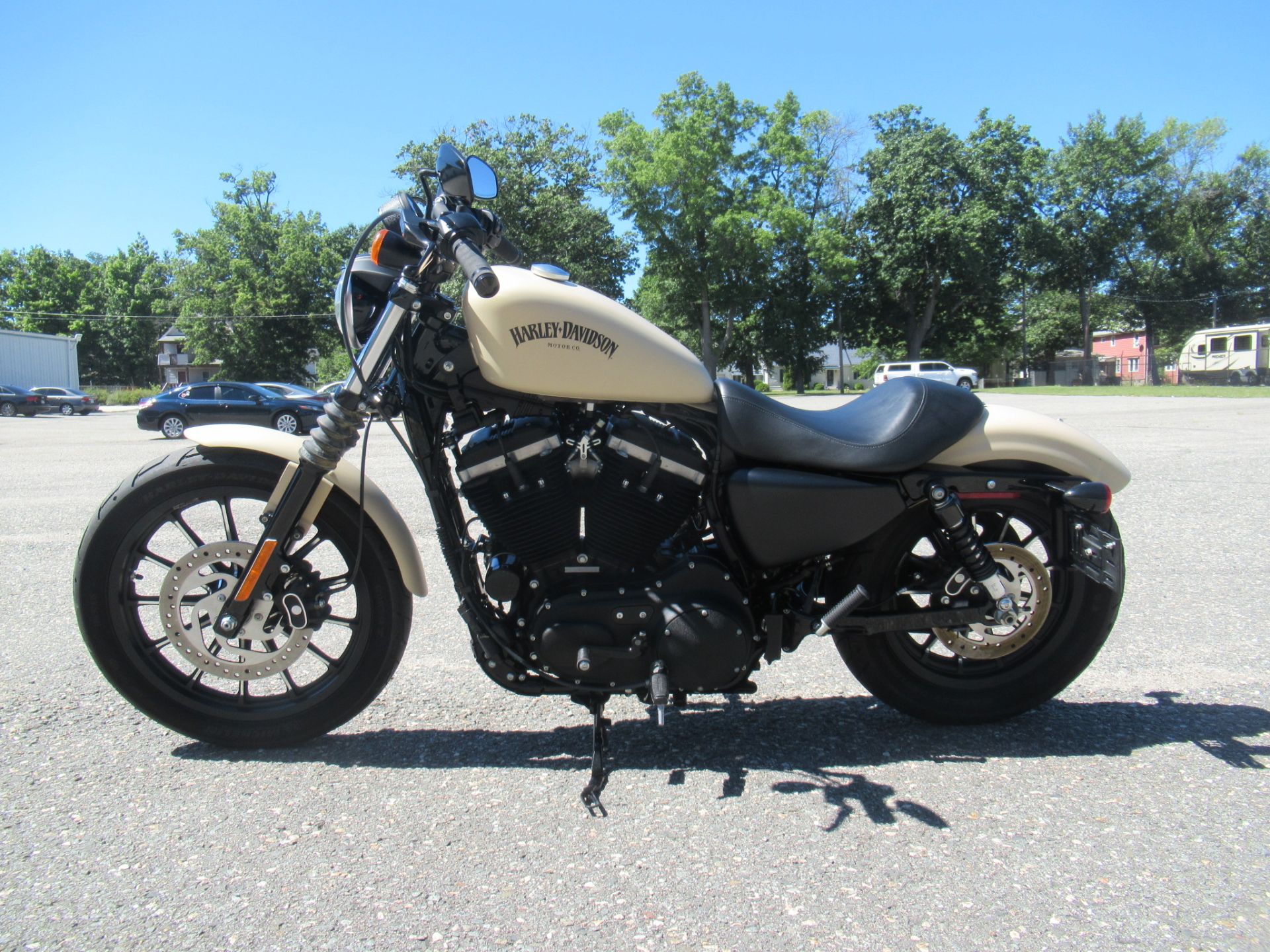 2014 Harley-Davidson Sportster® Iron 883™ in Springfield, Massachusetts - Photo 4