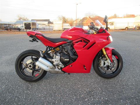 2021 Ducati SuperSport 950 in Springfield, Massachusetts - Photo 1