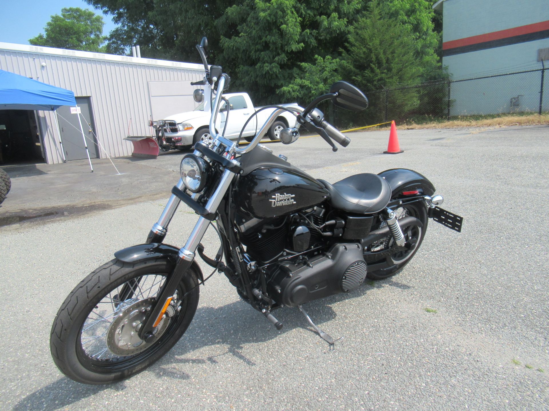 2017 Harley-Davidson Street Bob® in Springfield, Massachusetts - Photo 6