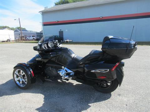 2021 Can-Am Spyder F3 Limited in Springfield, Massachusetts - Photo 6