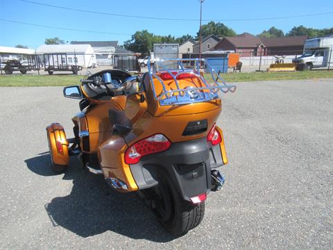 2014 Can-Am Spyder® RT Limited in Springfield, Massachusetts - Photo 7