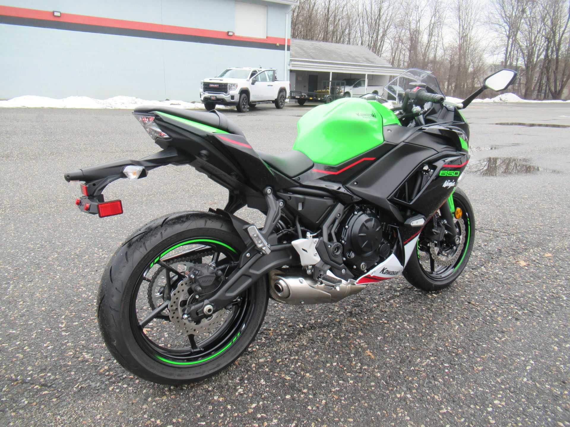 2022 Kawasaki Ninja 650 ABS KRT Edition in Springfield, Massachusetts - Photo 3