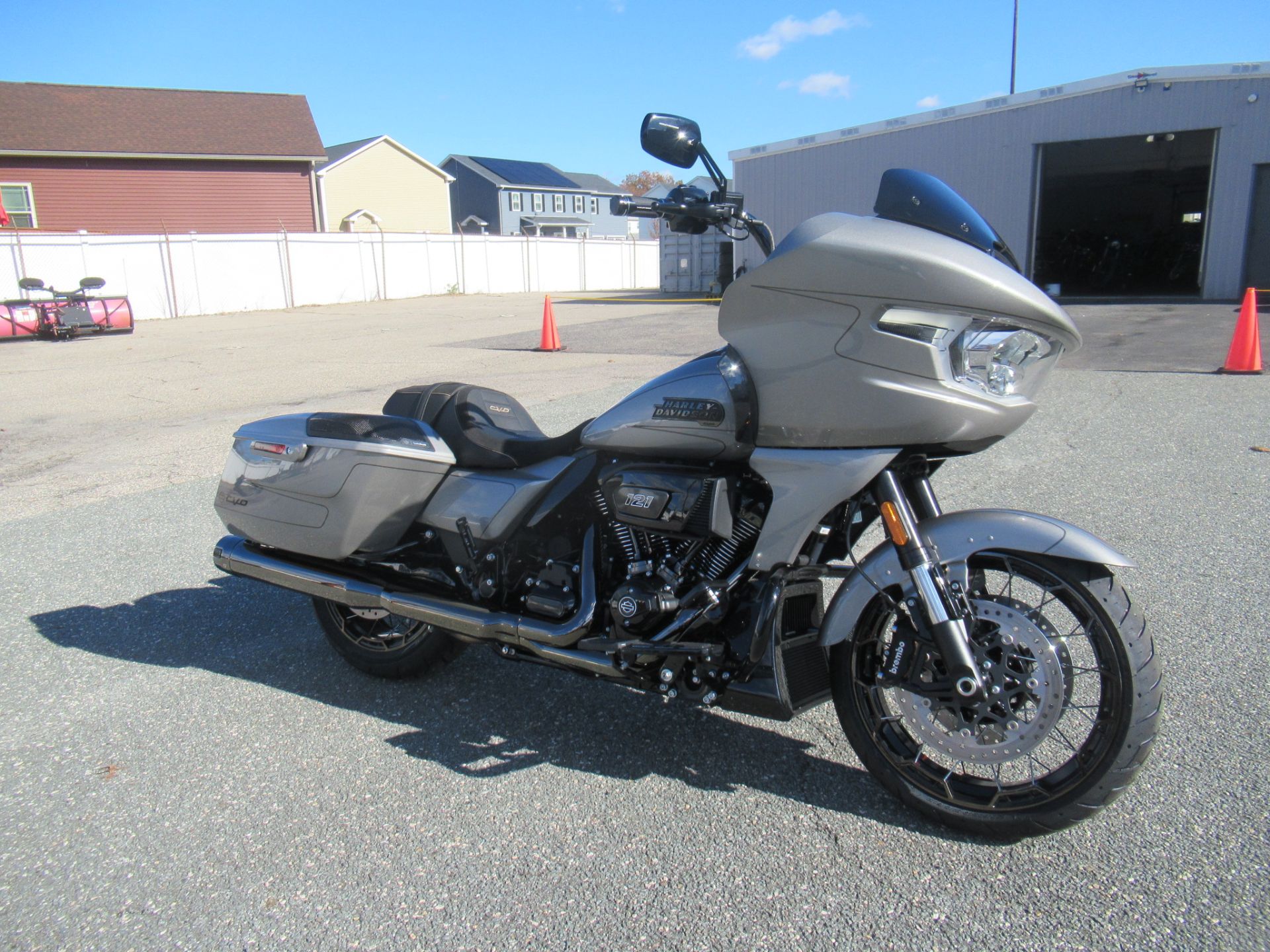 2023 Harley-Davidson CVO™ Road Glide® in Springfield, Massachusetts - Photo 2