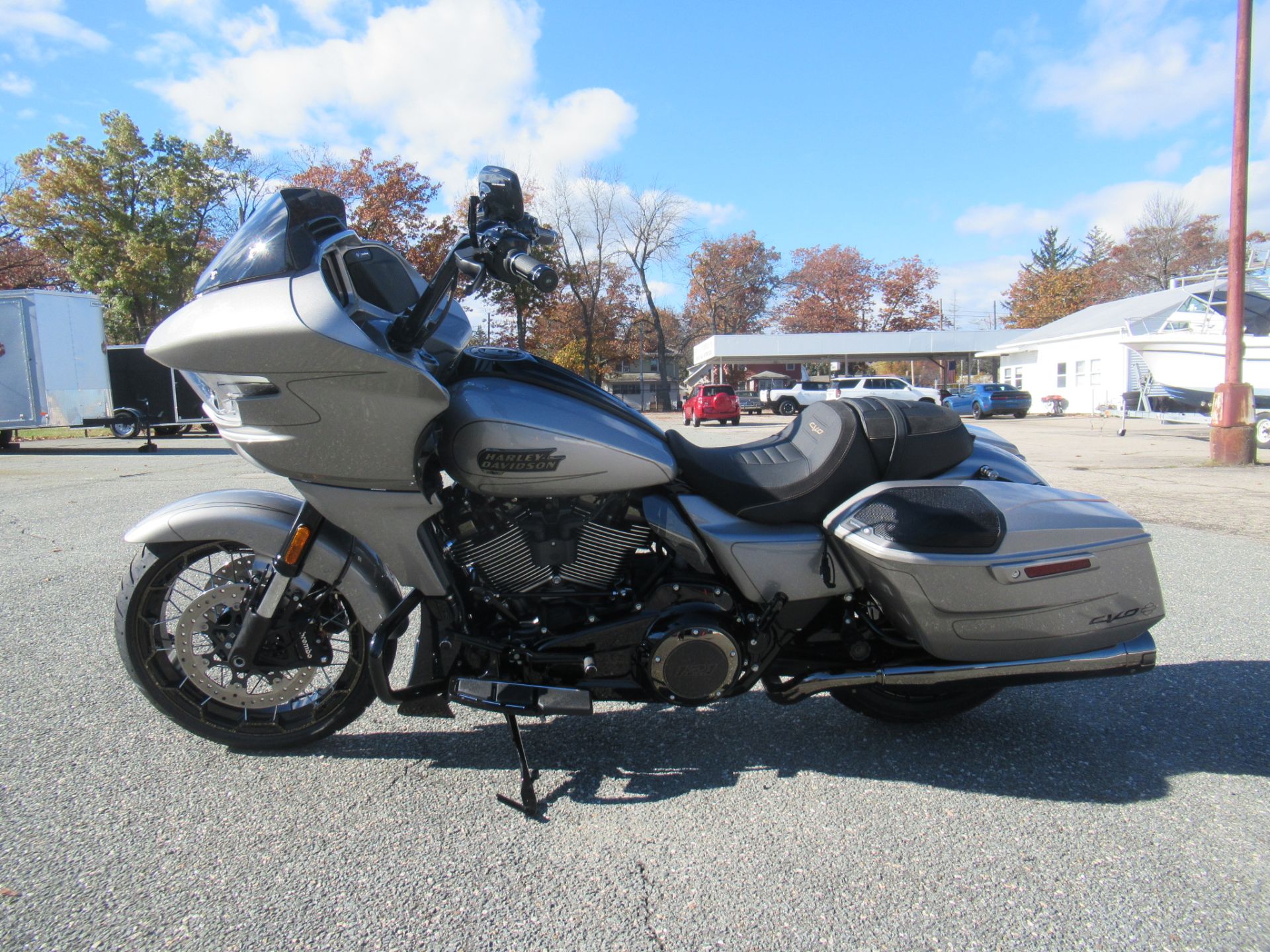 2023 Harley-Davidson CVO™ Road Glide® in Springfield, Massachusetts - Photo 5