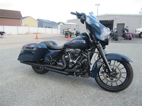 2019 Harley-Davidson Street Glide® Special in Springfield, Massachusetts - Photo 3