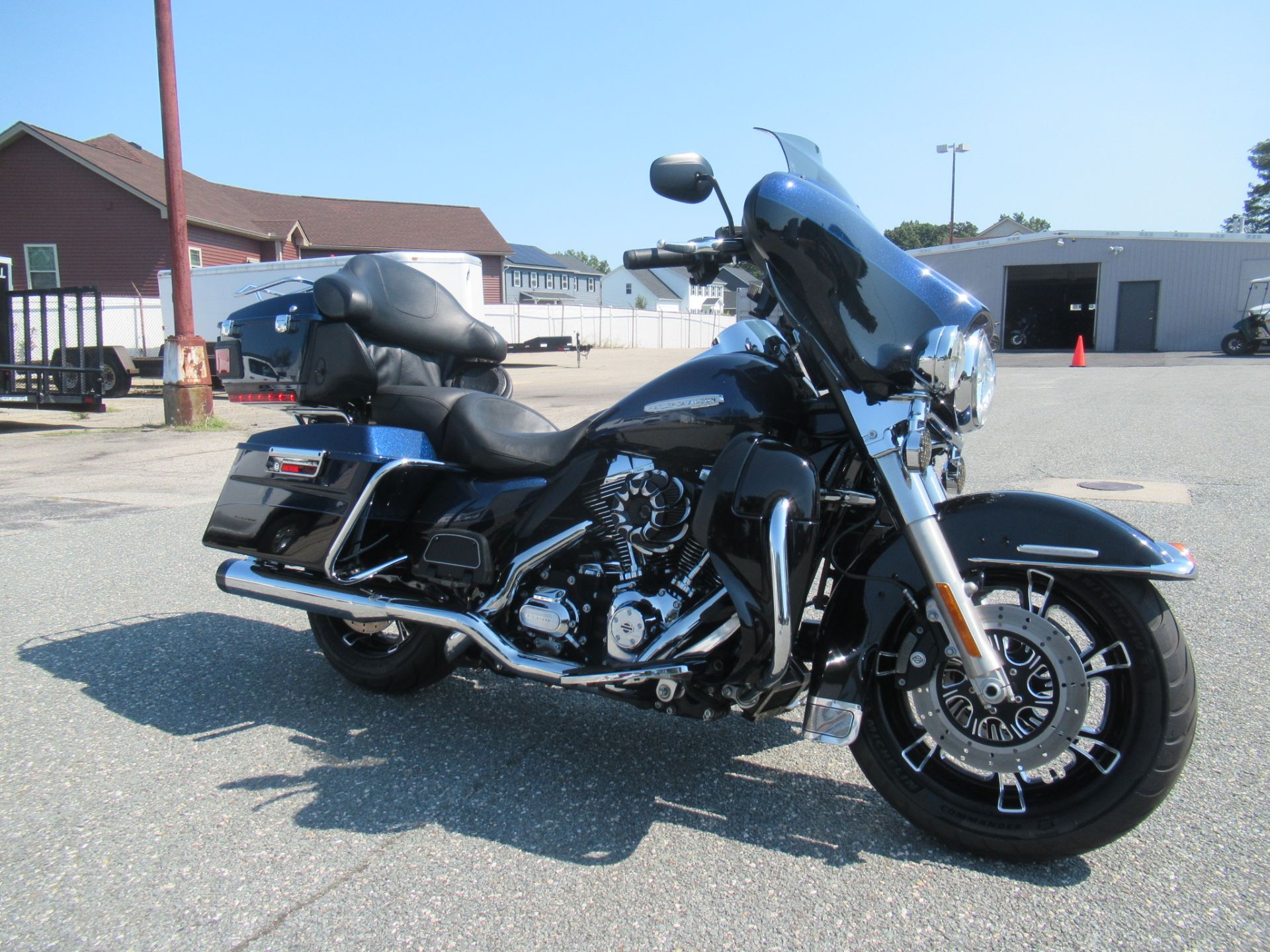 2013 Harley-Davidson Electra Glide® Ultra Limited in Springfield, Massachusetts - Photo 2