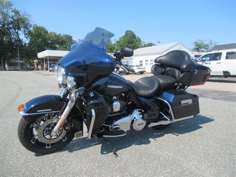 2013 Harley-Davidson Electra Glide® Ultra Limited in Springfield, Massachusetts - Photo 5
