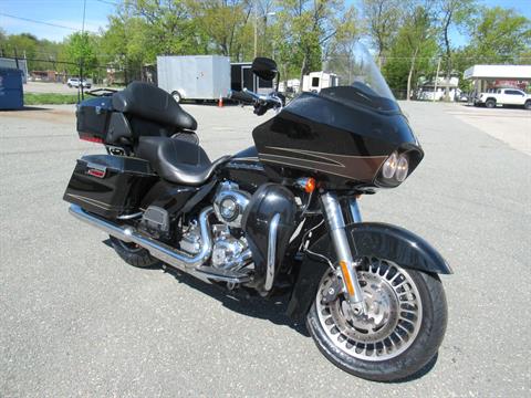 2012 Harley-Davidson Road Glide® Ultra in Springfield, Massachusetts - Photo 2
