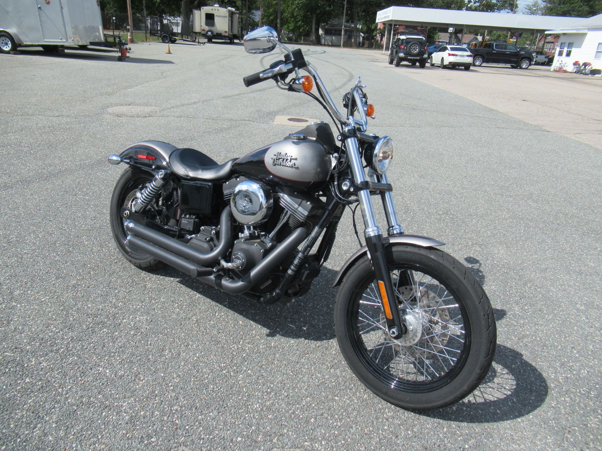 2016 Harley-Davidson Street Bob® in Springfield, Massachusetts - Photo 2