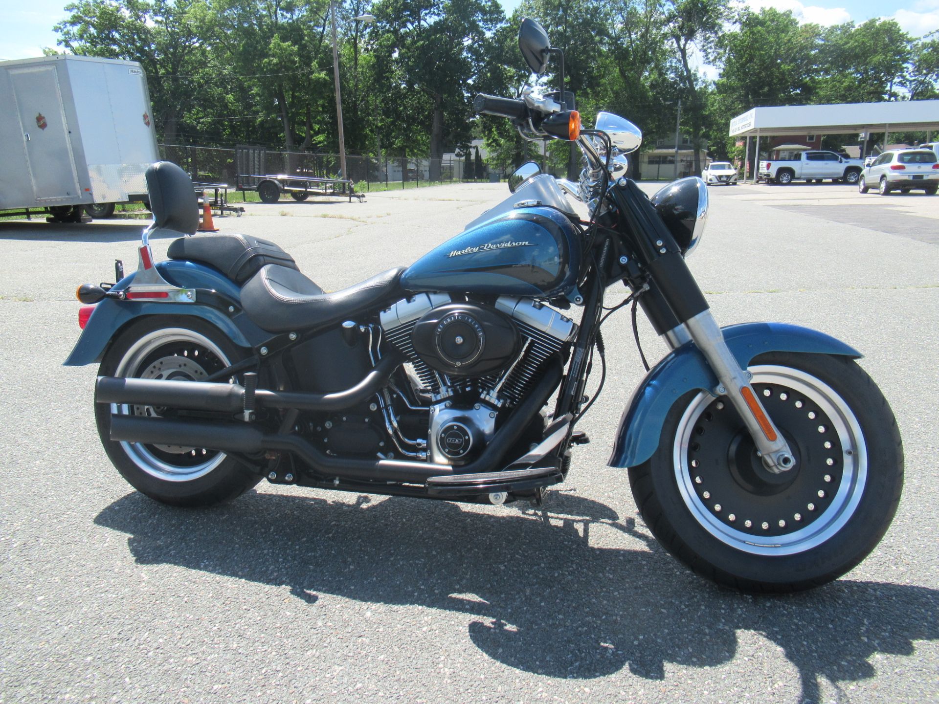 2014 Harley-Davidson Fat Boy® Lo in Springfield, Massachusetts - Photo 3