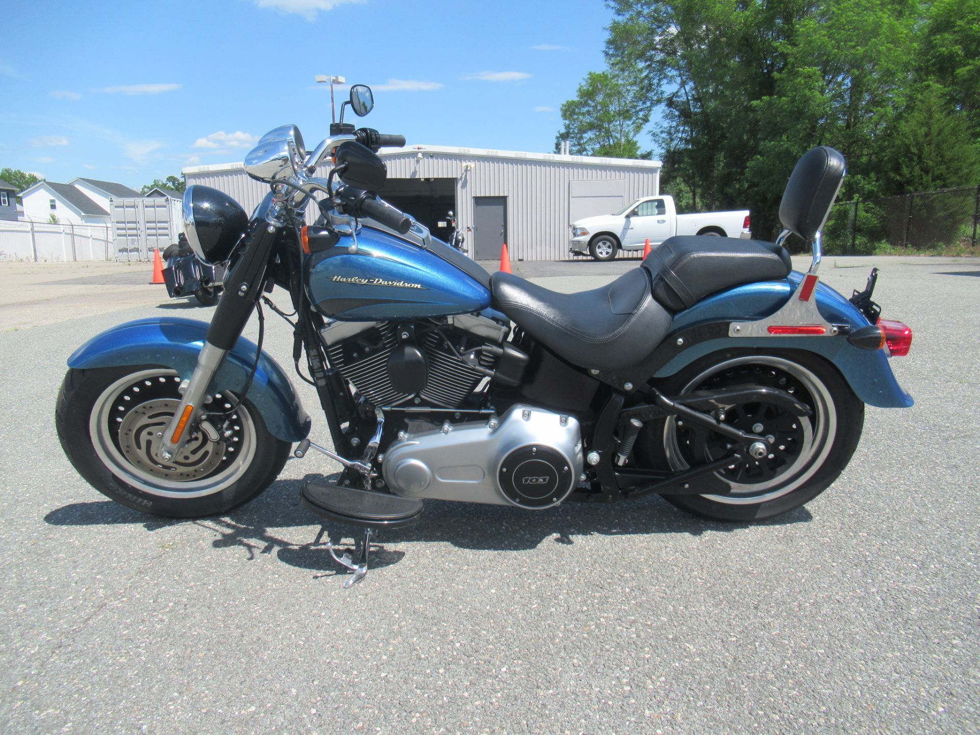 2014 Harley-Davidson Fat Boy® Lo in Springfield, Massachusetts - Photo 4