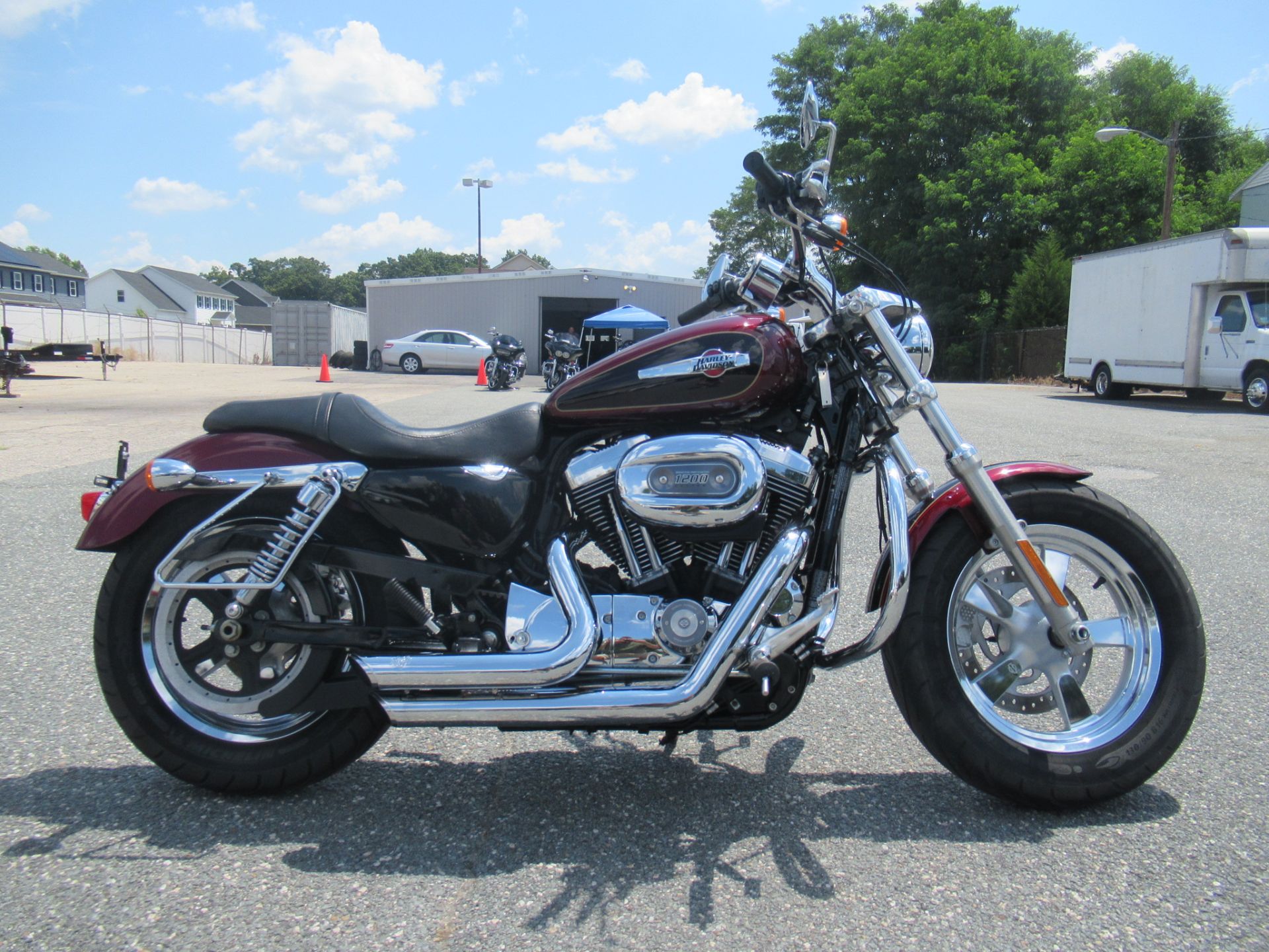 2015 Harley-Davidson 1200 Custom in Springfield, Massachusetts - Photo 1