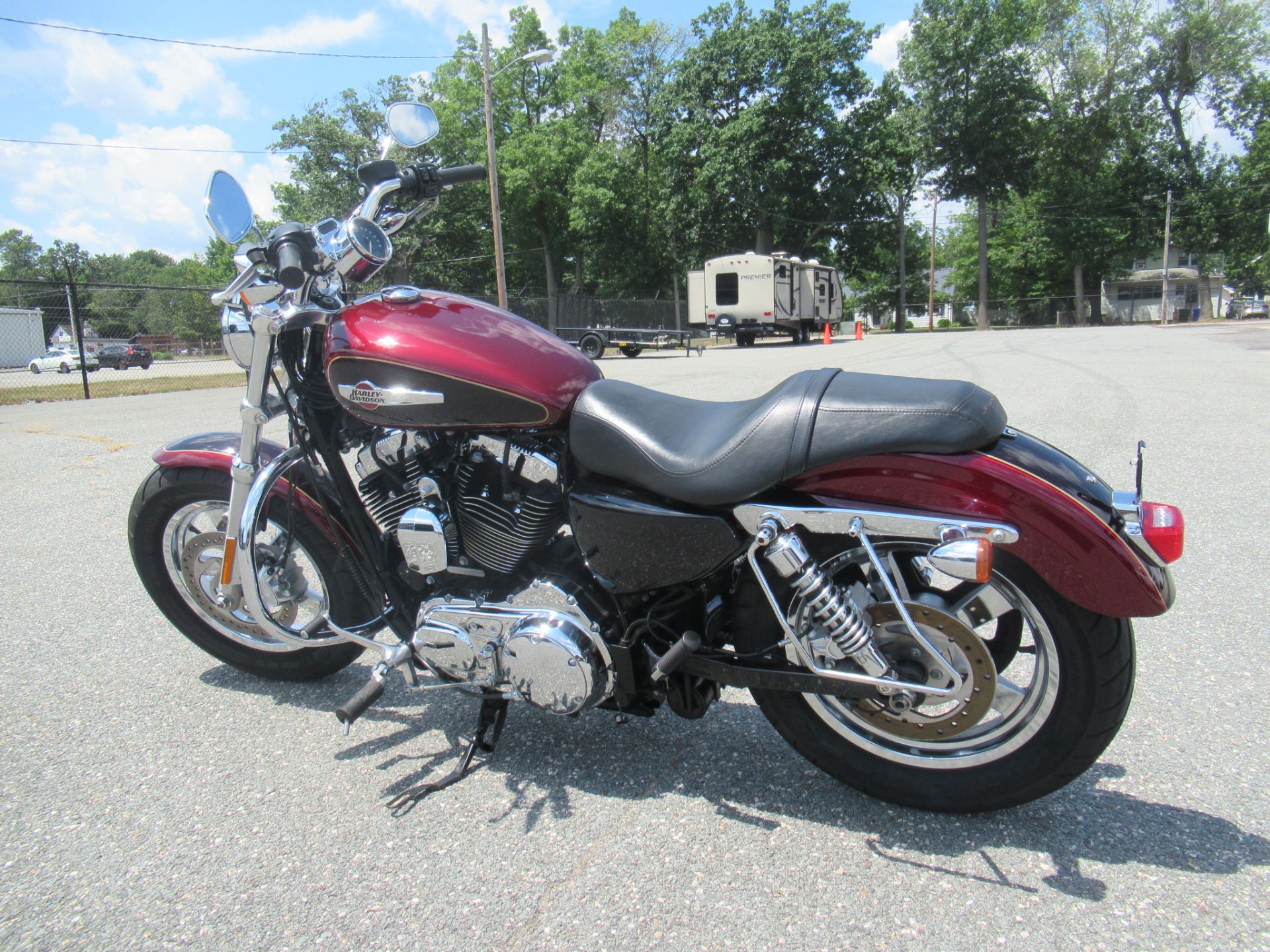 2015 Harley-Davidson 1200 Custom in Springfield, Massachusetts - Photo 6