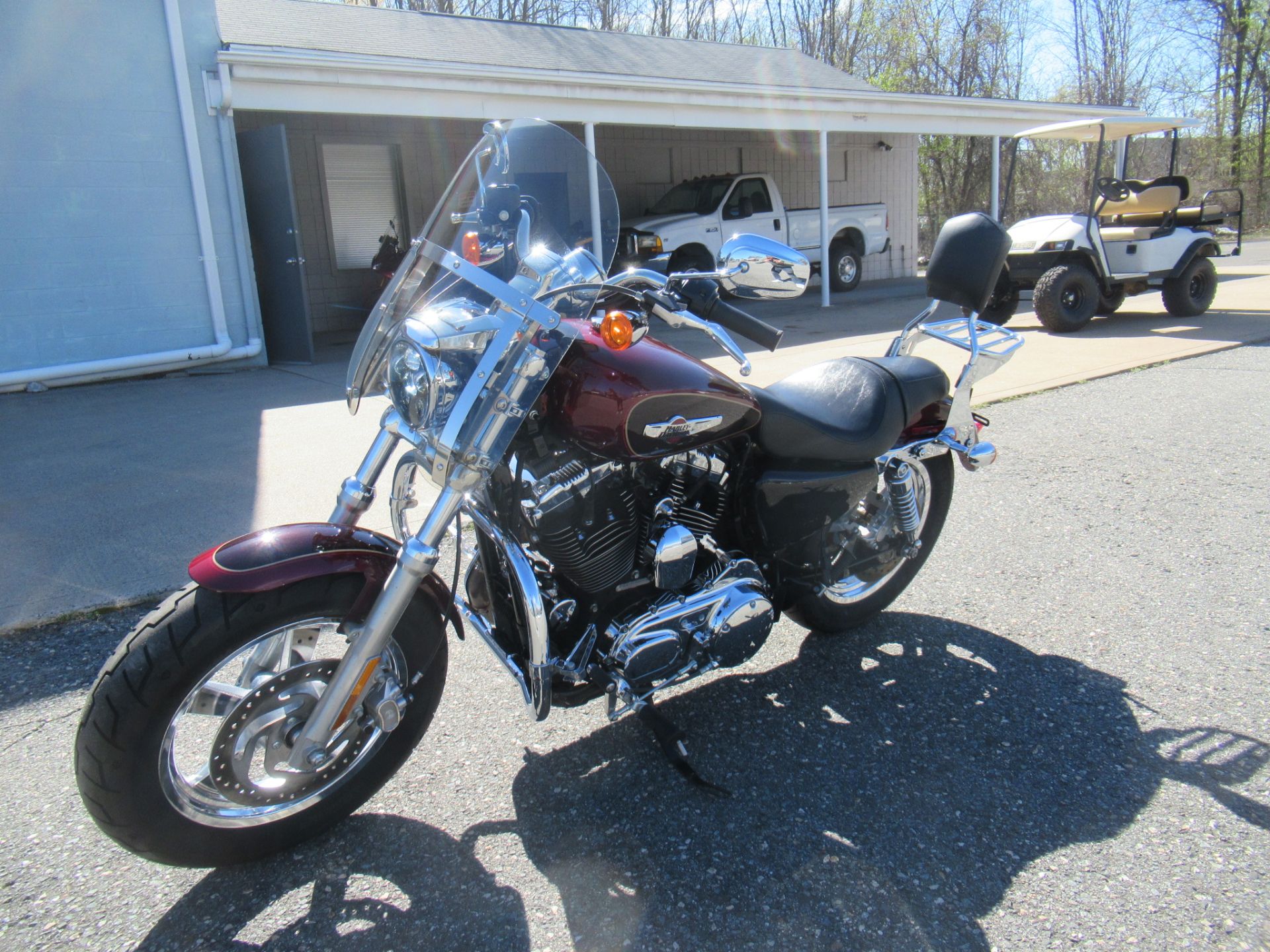 2015 Harley-Davidson 1200 Custom in Springfield, Massachusetts - Photo 7