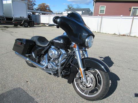 2013 Harley-Davidson Street Glide® in Springfield, Massachusetts - Photo 2
