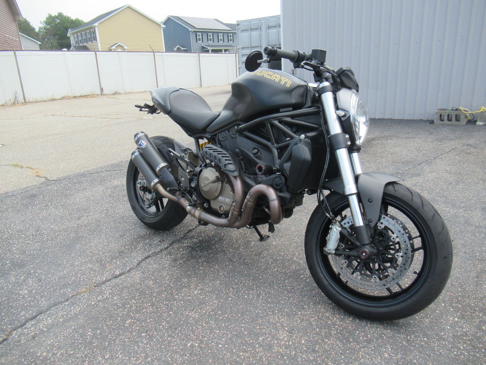2015 Ducati Monster 821 Dark in Springfield, Massachusetts - Photo 2