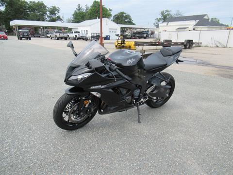 2013 Kawasaki Ninja® ZX™-6R ABS in Springfield, Massachusetts - Photo 6