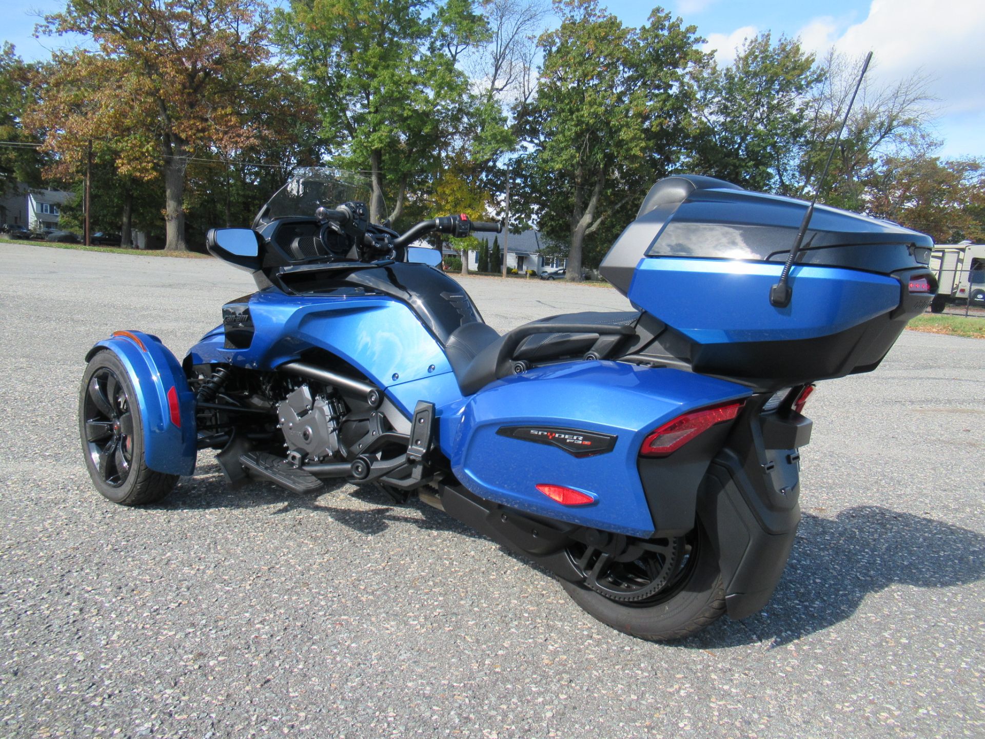 2019 Can-Am Spyder F3-T in Springfield, Massachusetts - Photo 9