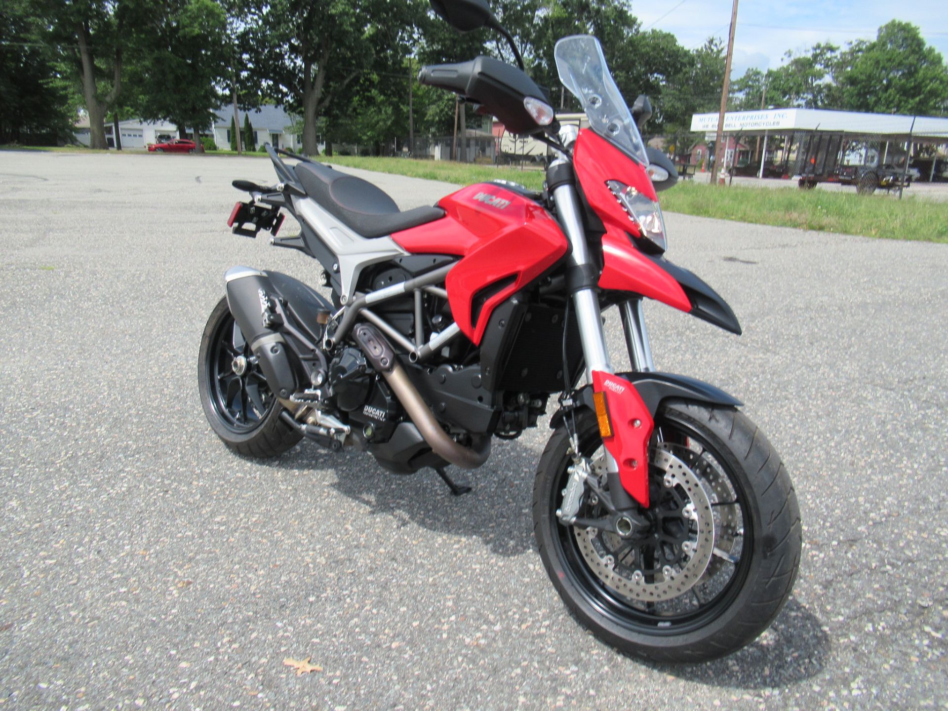 2014 Ducati Hyperstrada in Springfield, Massachusetts - Photo 2