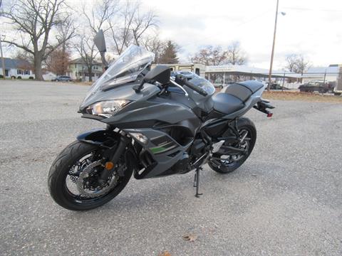 2018 Kawasaki Ninja 650 in Springfield, Massachusetts - Photo 6