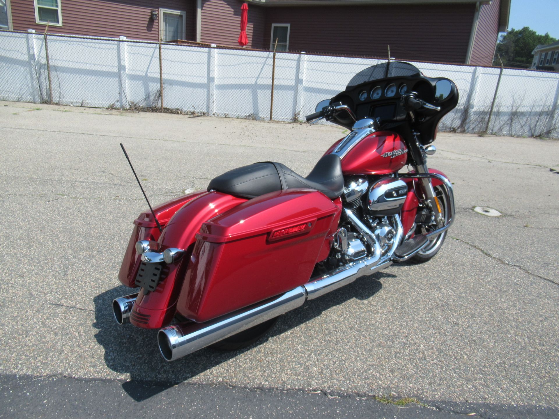 2019 Harley-Davidson Street Glide® in Springfield, Massachusetts - Photo 3