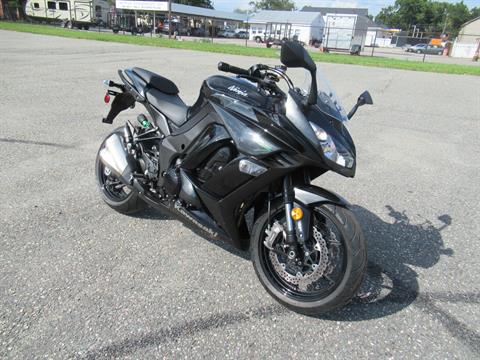 2016 Kawasaki Z1000 ABS in Springfield, Massachusetts - Photo 2