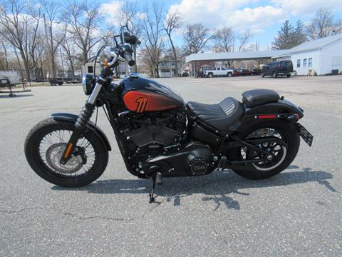 2021 Harley-Davidson Street Bob® 114 in Springfield, Massachusetts - Photo 5
