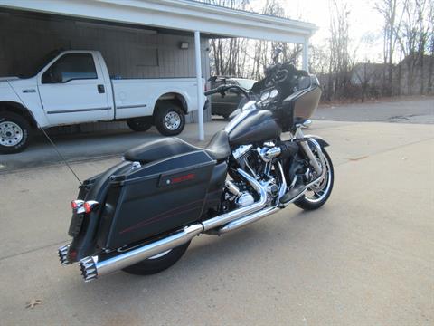 2013 Harley-Davidson Road Glide® Custom in Springfield, Massachusetts - Photo 2