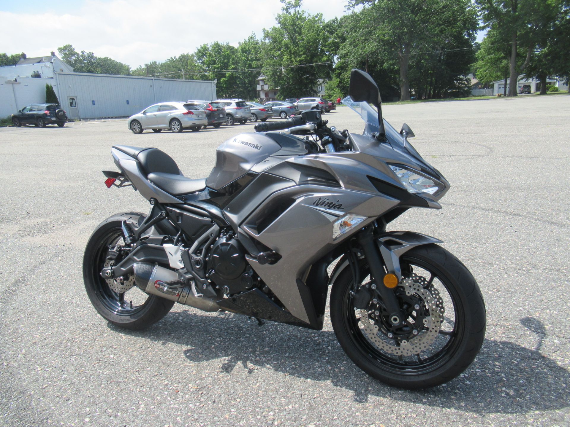 2021 Kawasaki Ninja 650 in Springfield, Massachusetts - Photo 3