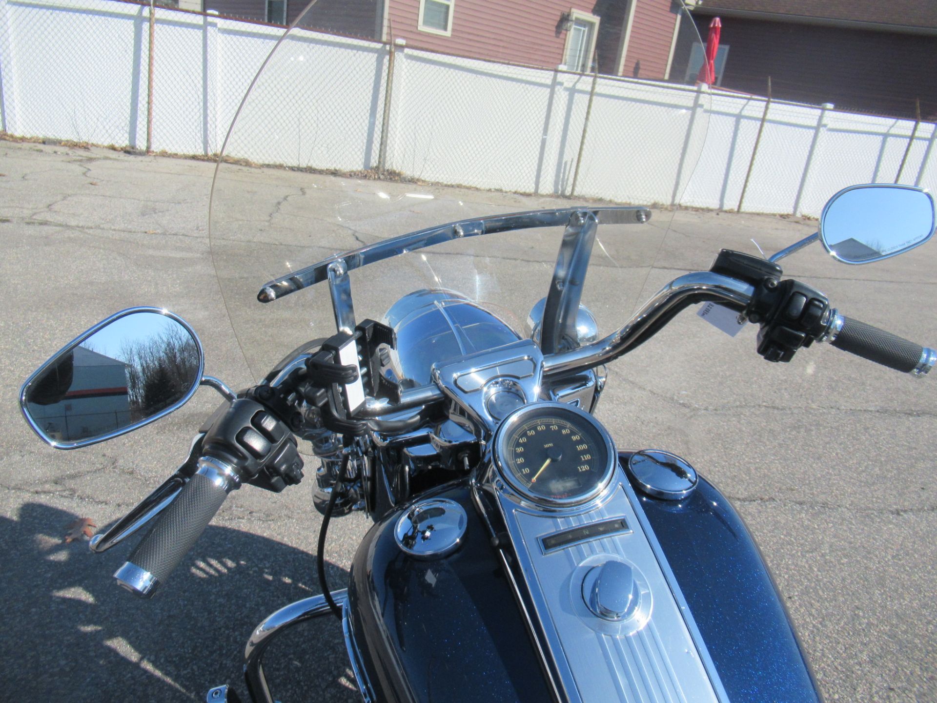 2012 Harley-Davidson Road King® Classic in Springfield, Massachusetts - Photo 5