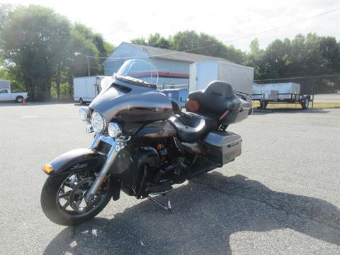 2017 Harley-Davidson Ultra Limited Low in Springfield, Massachusetts - Photo 8