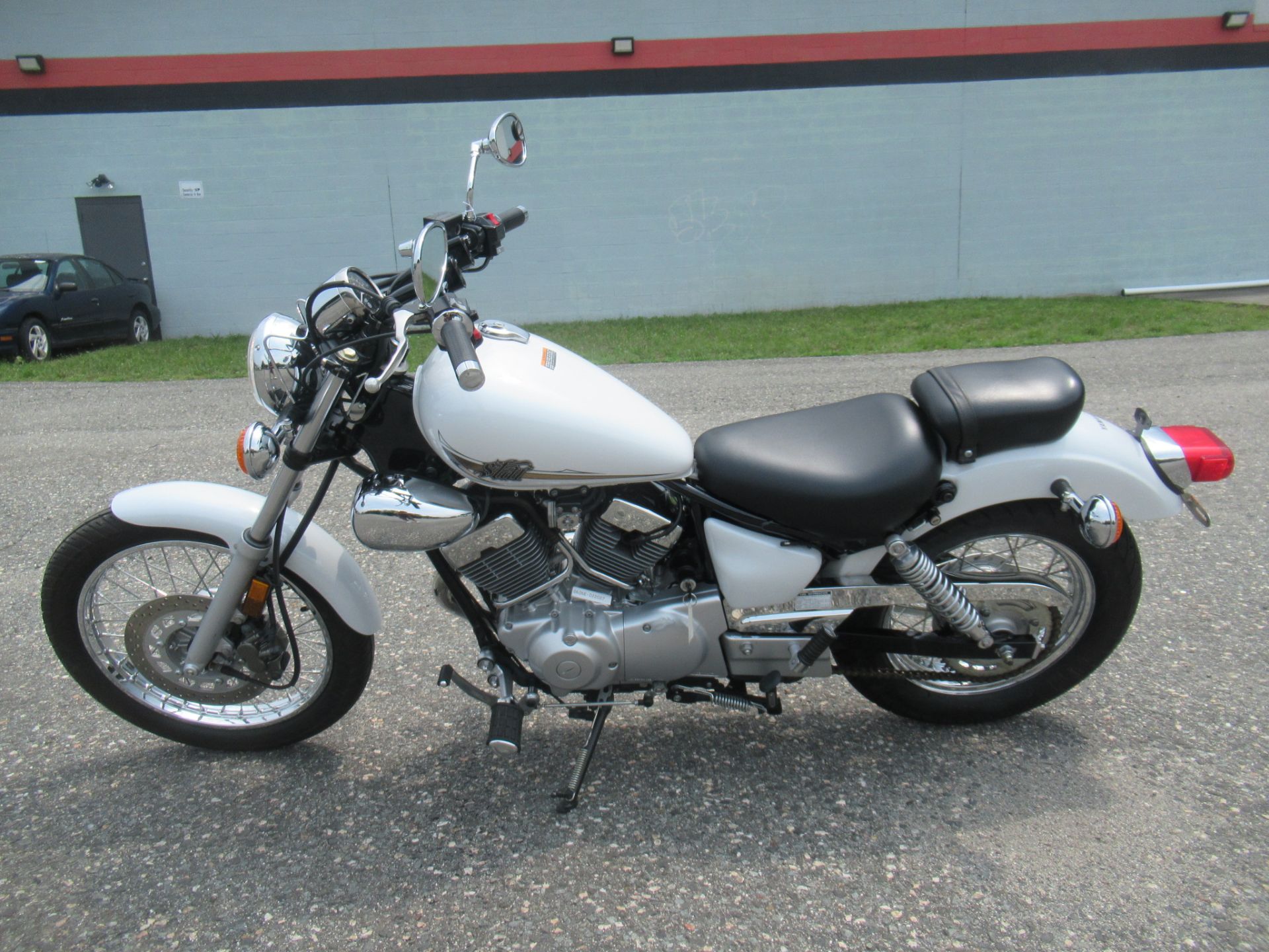 2014 Yamaha V Star 250 in Springfield, Massachusetts - Photo 4