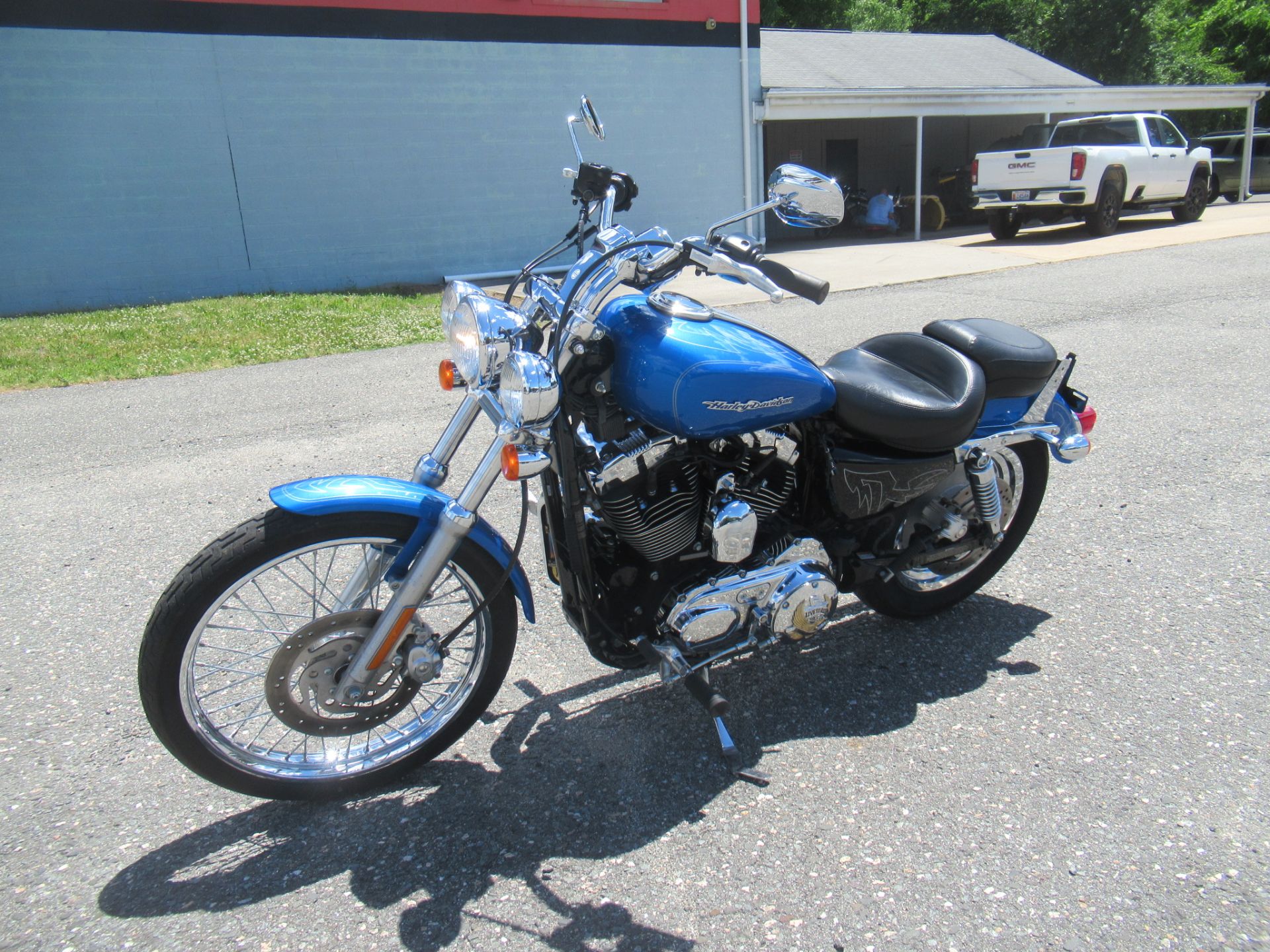 2004 Harley-Davidson Sportster® XL 1200 Custom in Springfield, Massachusetts - Photo 6