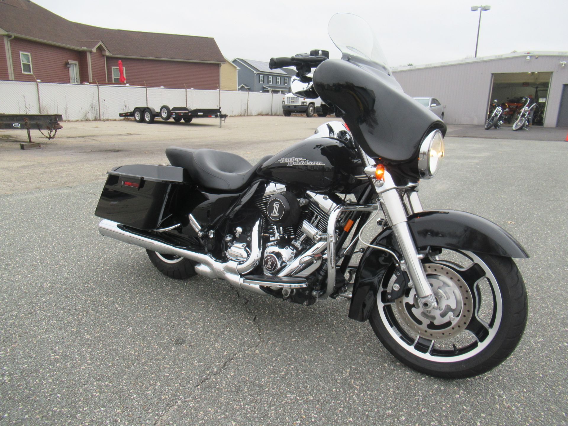 2011 Harley-Davidson Street Glide® in Springfield, Massachusetts - Photo 3