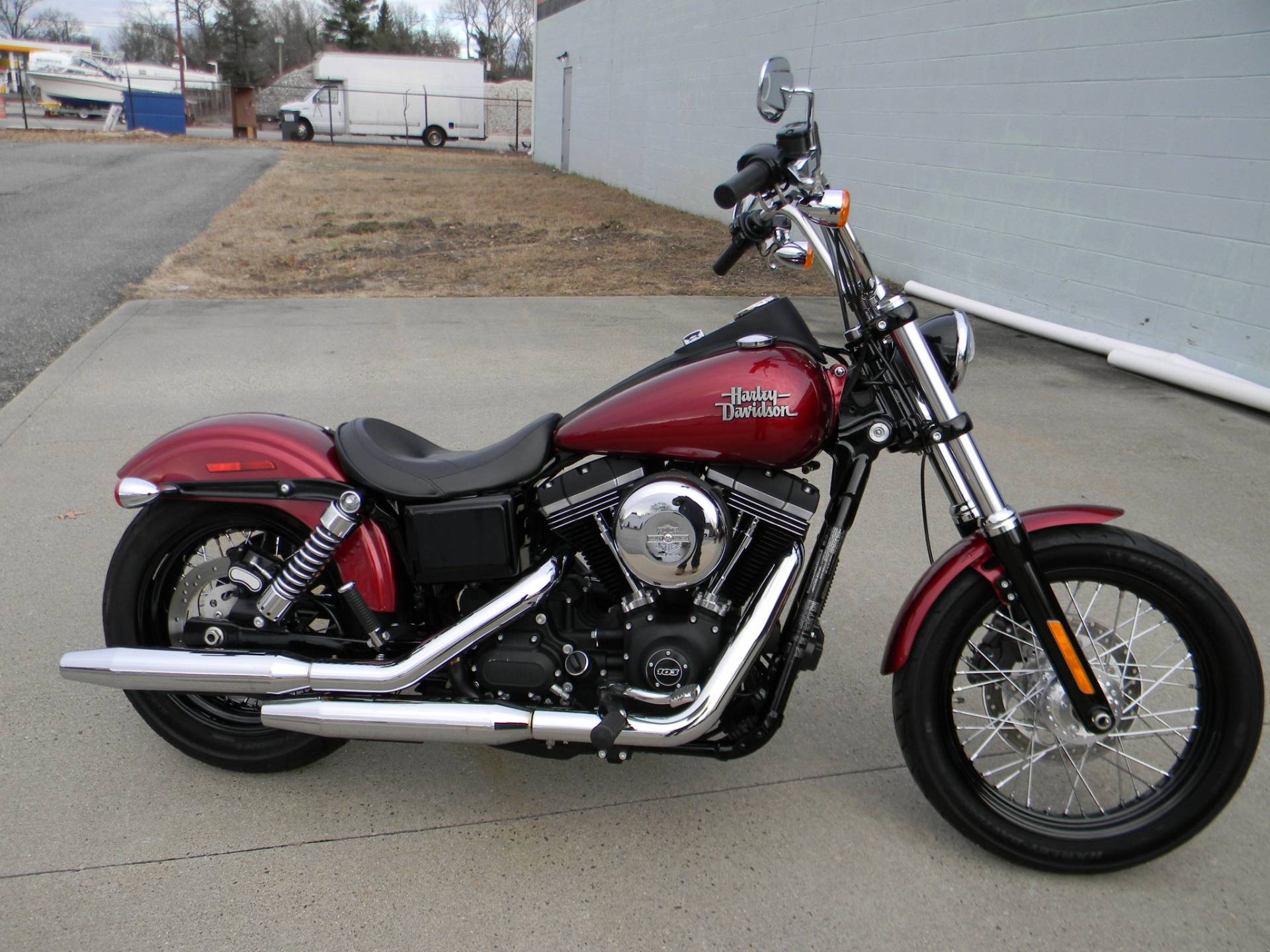 Harley Davidson Dyna Street Bob 2011