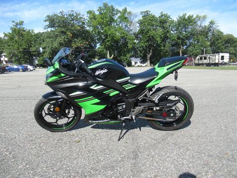 2016 Kawasaki Ninja 300 ABS KRT Edition in Springfield, Massachusetts - Photo 5