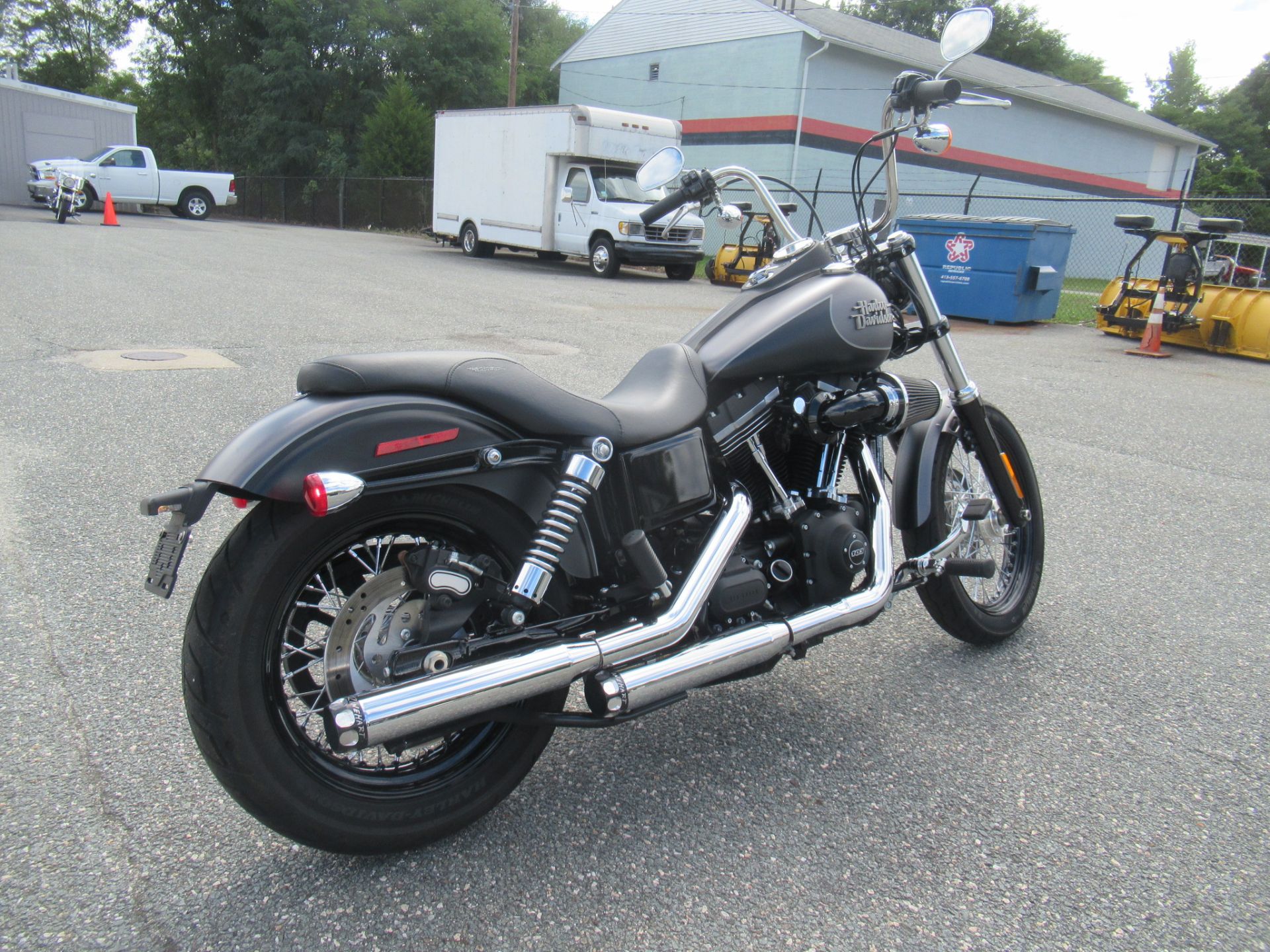2017 Harley-Davidson Street Bob® in Springfield, Massachusetts - Photo 3