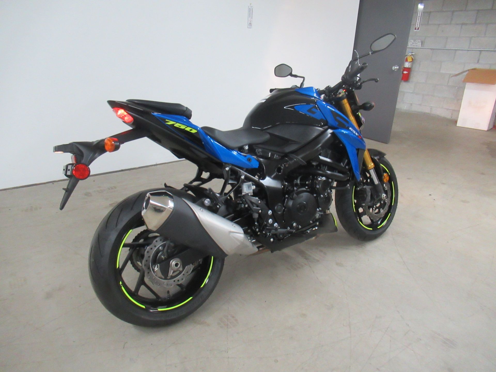 2022 Suzuki GSX-S750Z ABS in Springfield, Massachusetts - Photo 3