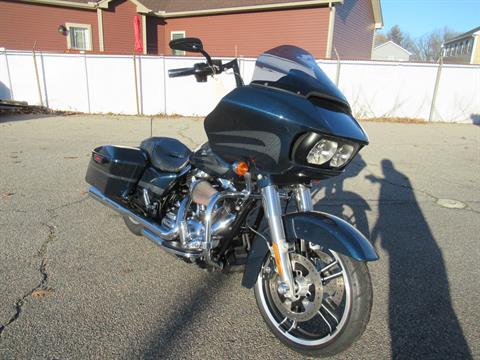 2016 Harley-Davidson Road Glide® Special in Springfield, Massachusetts - Photo 2