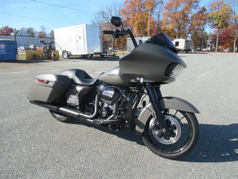 2019 Harley-Davidson Road Glide® Special in Springfield, Massachusetts - Photo 2