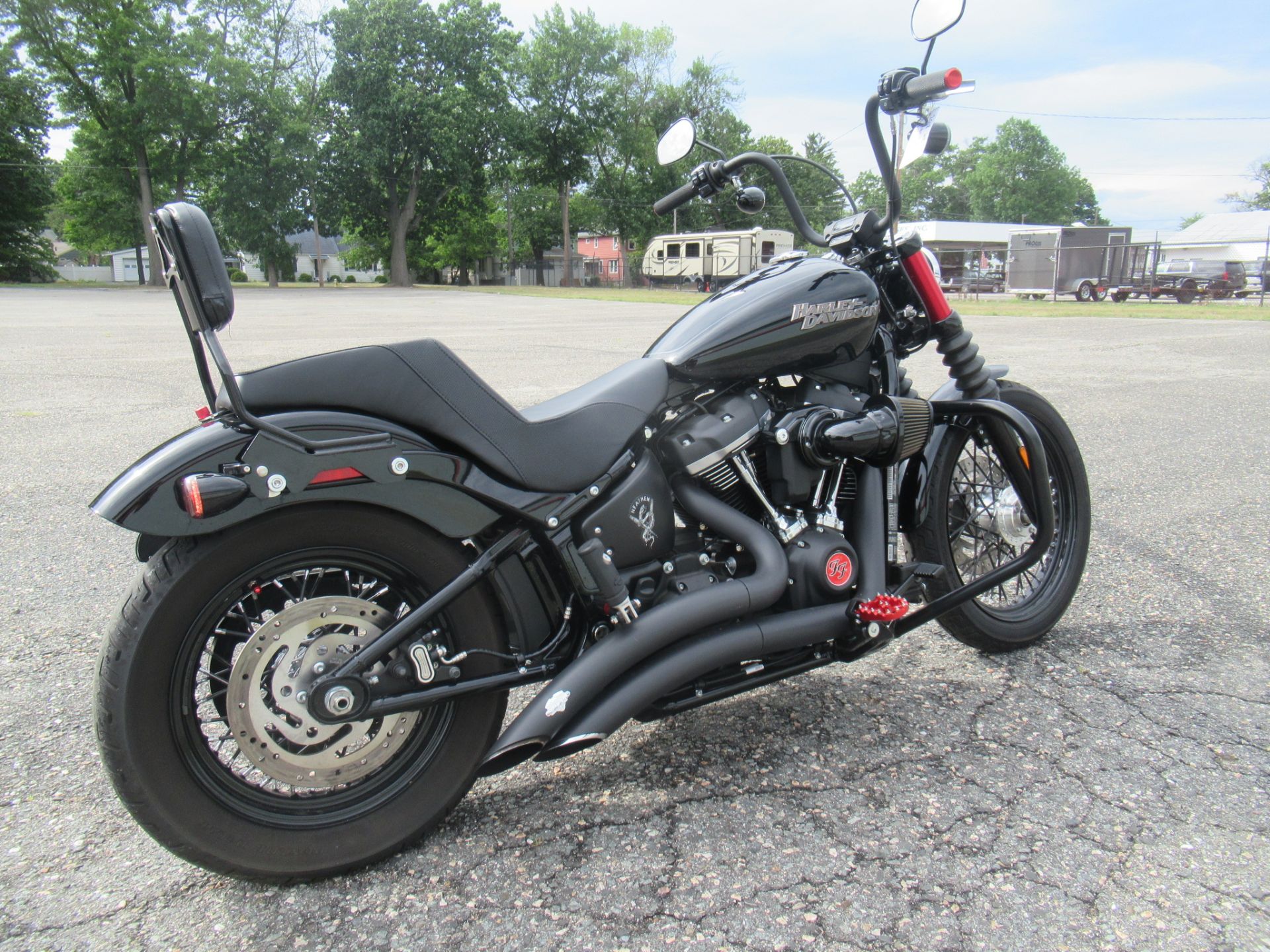 2018 Harley-Davidson Street Bob® 107 in Springfield, Massachusetts - Photo 2