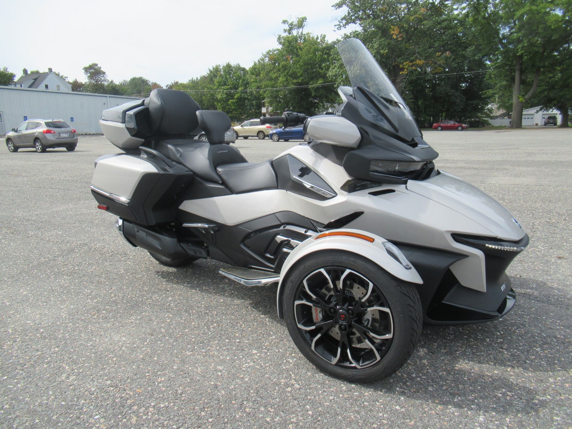 2021 Can-Am Spyder RT Limited in Springfield, Massachusetts - Photo 3