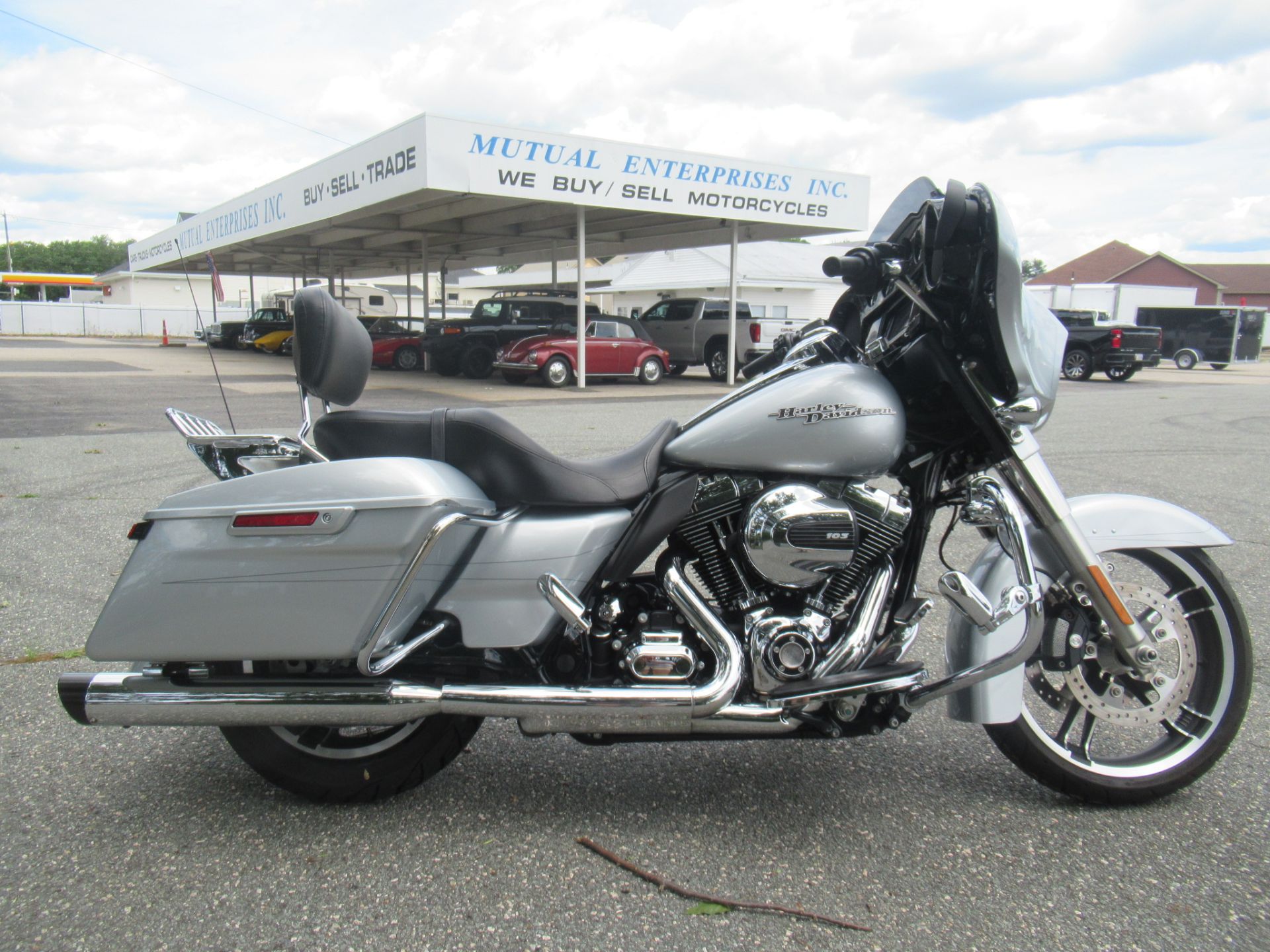 2015 Harley-Davidson Street Glide® Special in Springfield, Massachusetts - Photo 1