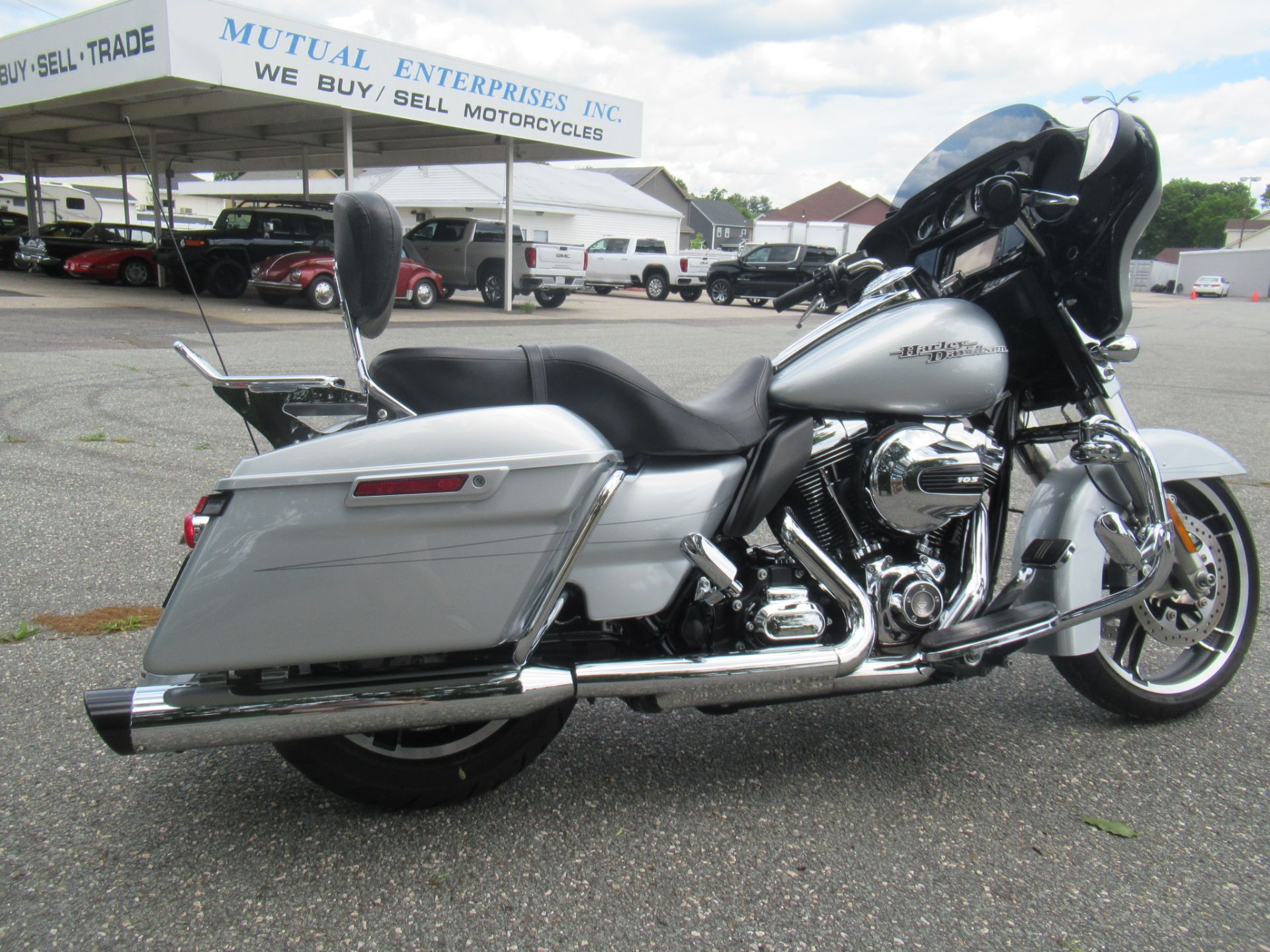 2015 Harley-Davidson Street Glide® Special in Springfield, Massachusetts - Photo 4